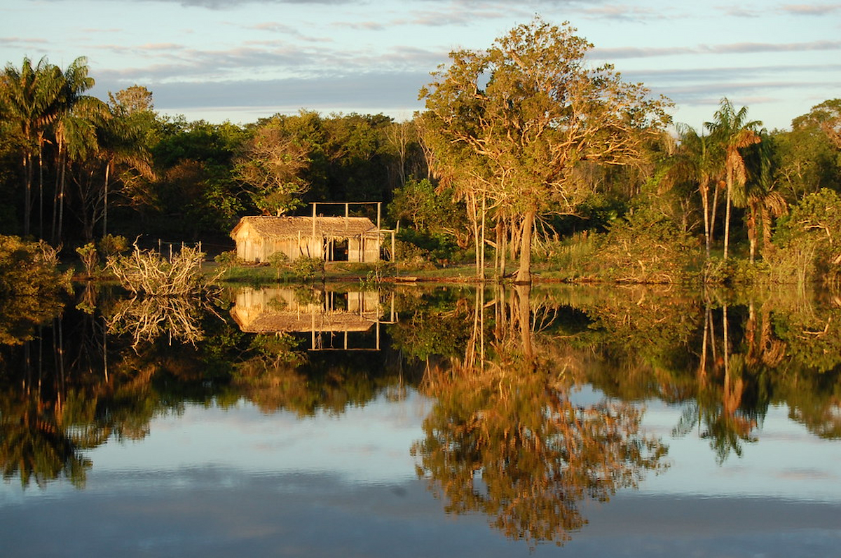 Autêntico Beira Lago